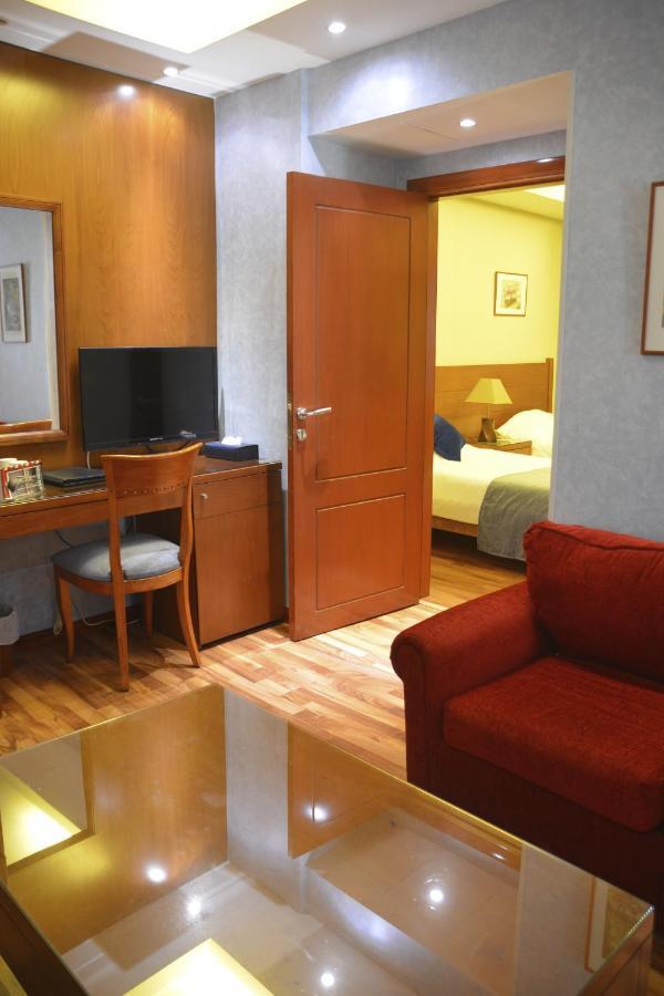 Caesar's Park Hotel Beirut Exterior foto